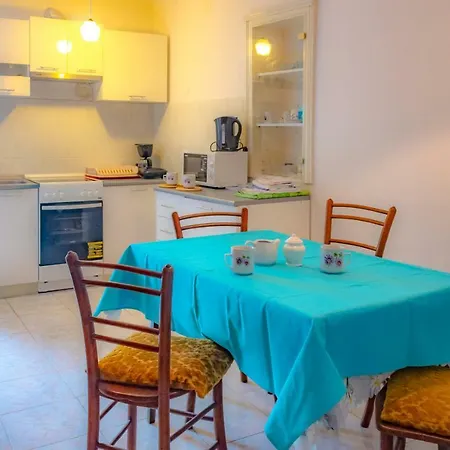 Kuca Za Odmor * Kornić