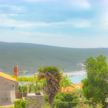 Kuca Za Odmor Holiday home Kornic