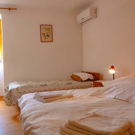 Kuca Za Odmor Hébergement de vacances *